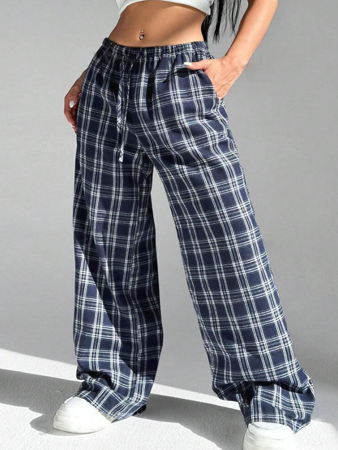 Pocket Loose Drawstring Plaid Lounge Trousers